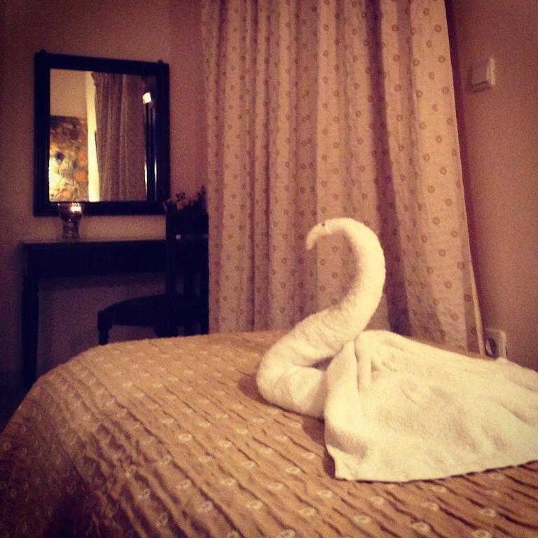 Ferienwohnung Litsa Plomari Zimmer foto